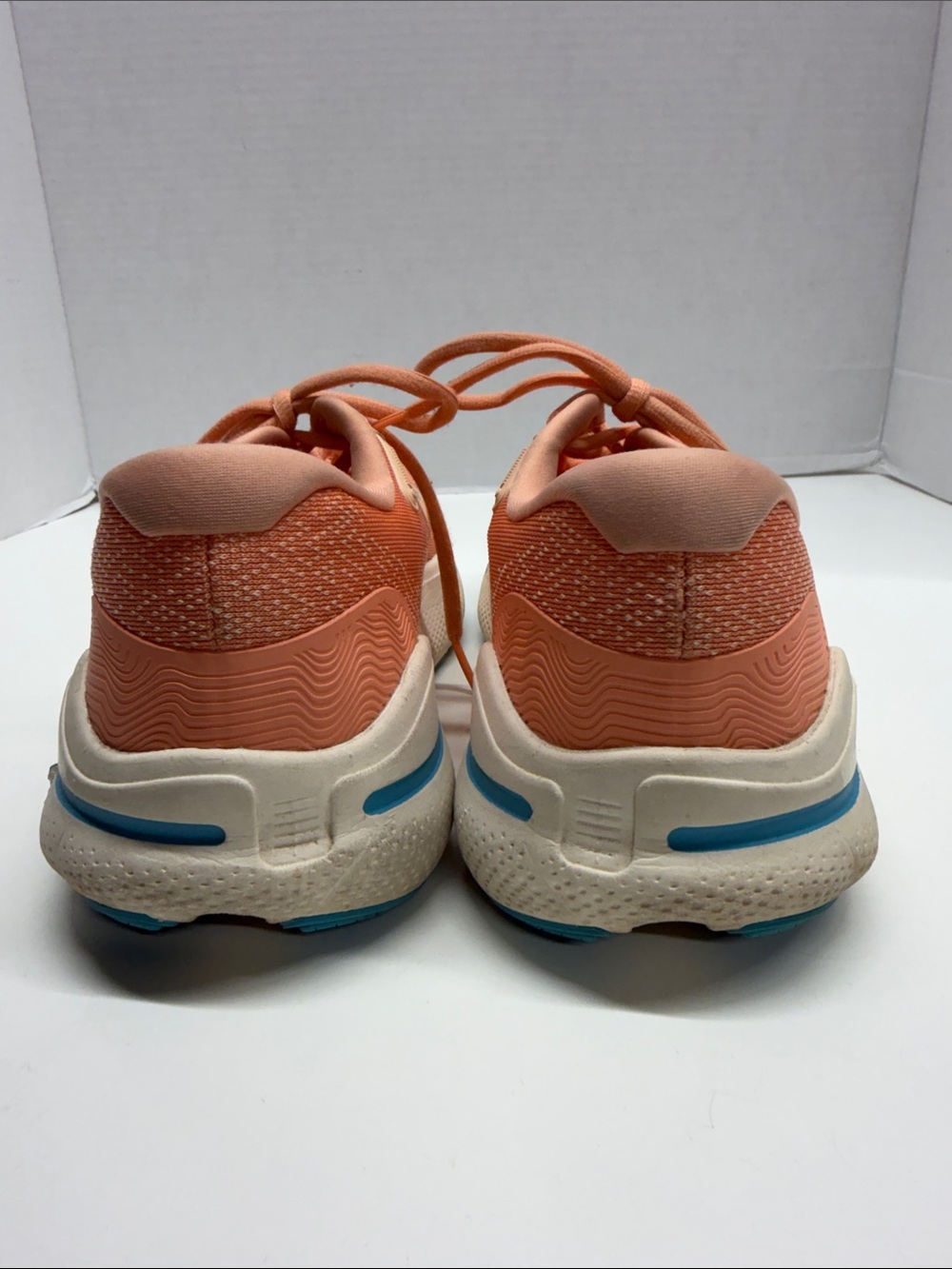 Brooks Ghost Max Sneakers Running Lace Up Athletic Shoes Orange Women’s Size 9.5 - Picture 2 of 9